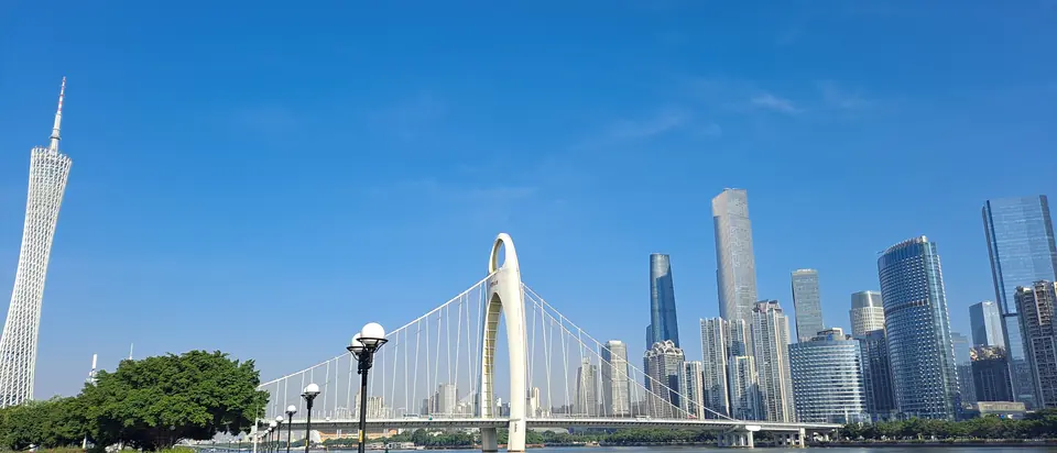 Canton Tower, Jembatan Liede, dan Sungai Mutiara di Guangzhou